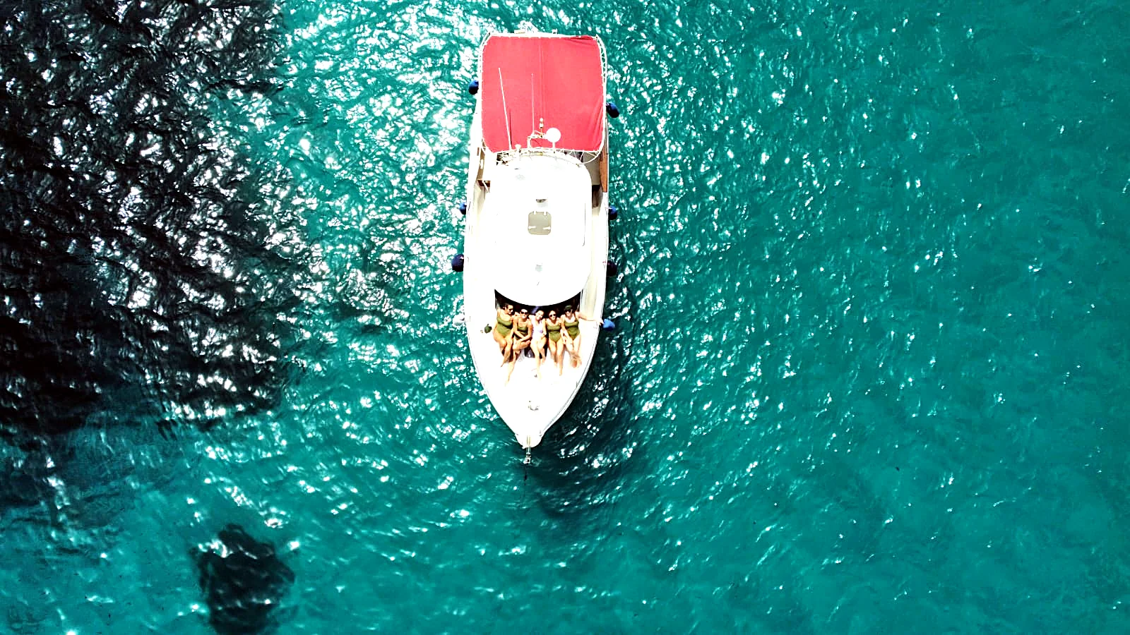 Mare cristallino della costa siciliana